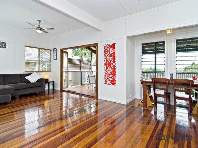 99 Armfield Street, Stafford QLD 4053