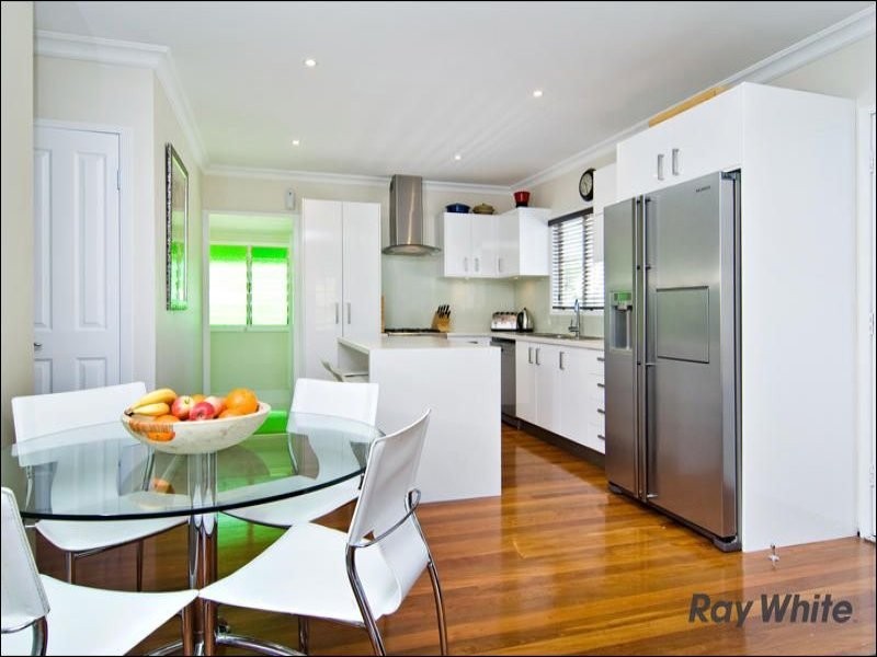 12 Kanangra Street, Stafford QLD 4053