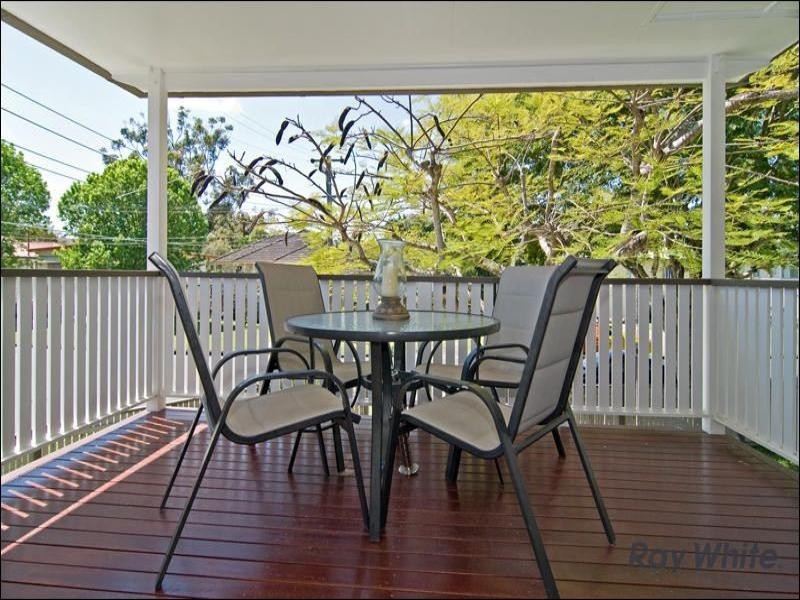 12 Kanangra Street, Stafford QLD 4053