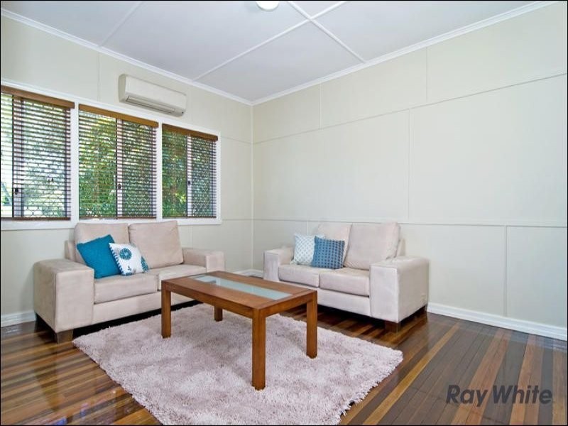23 Kidgell Street, Stafford QLD 4053
