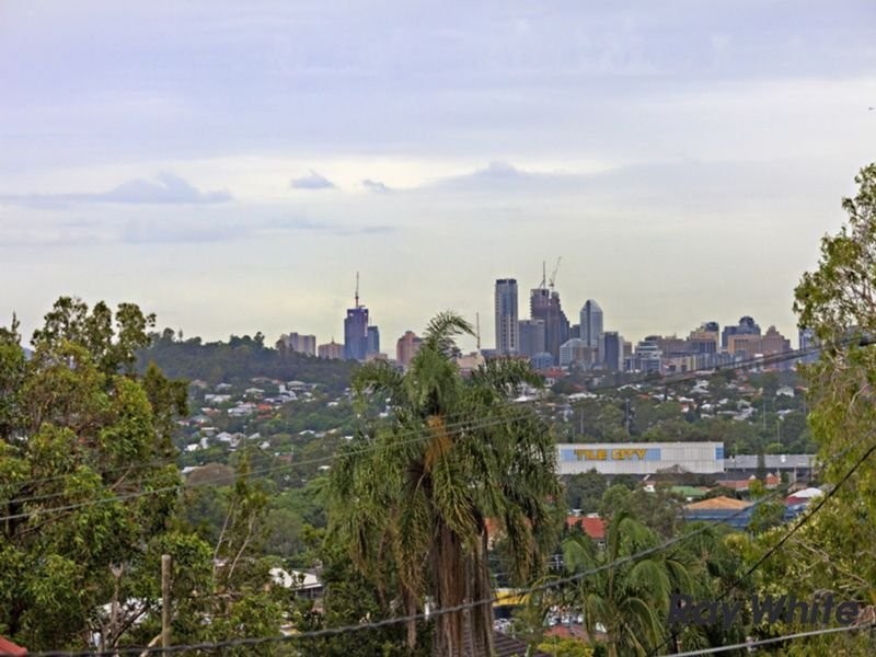 22 Goorama Street, Stafford QLD 4053