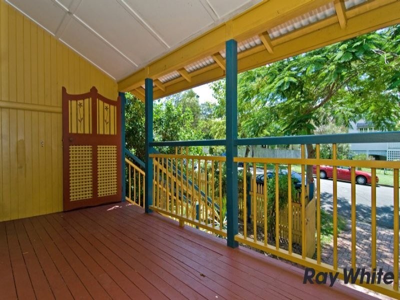 10 Lincoln Street, Wilston QLD 4051