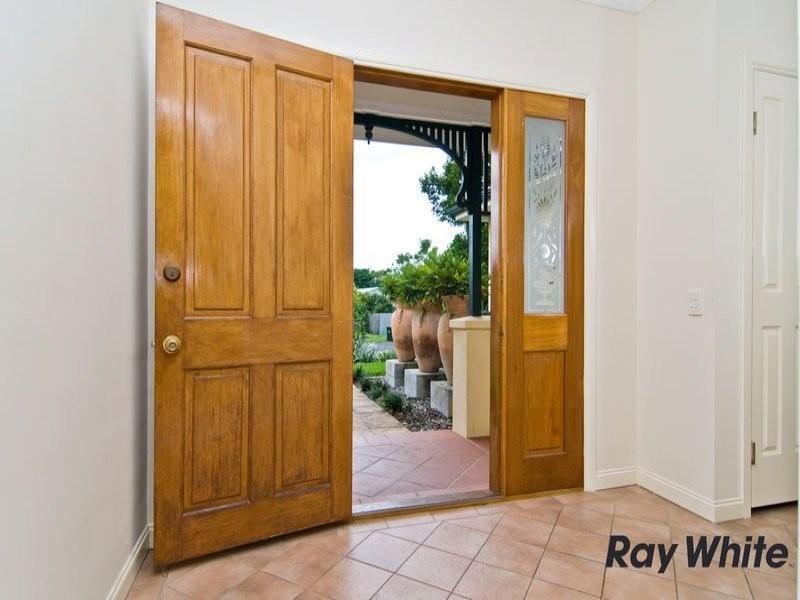 14 Bracknell Place, Ashgrove QLD 4060