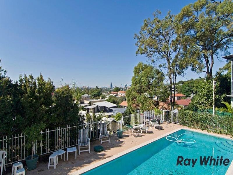 82 Huxley Avenue, Alderley QLD 4051