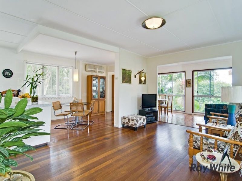 52 Kumbari Crescent, Mitchelton QLD 4053