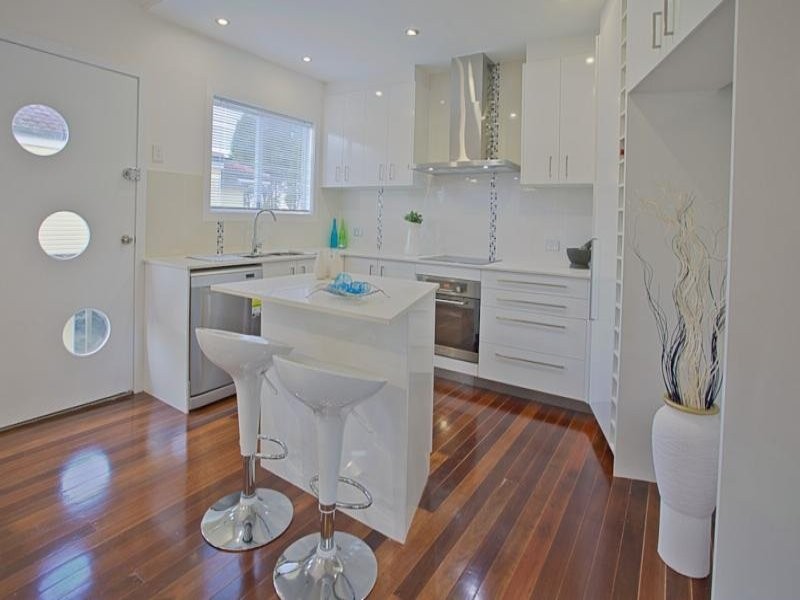 9 Alcester Street, Grange QLD 4051