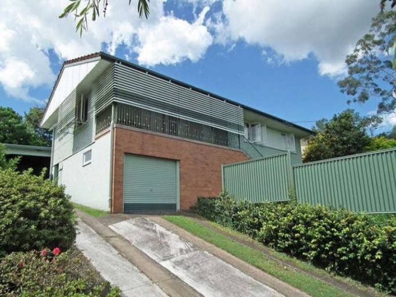 41 Wilgarning Street, Stafford Heights QLD 4053