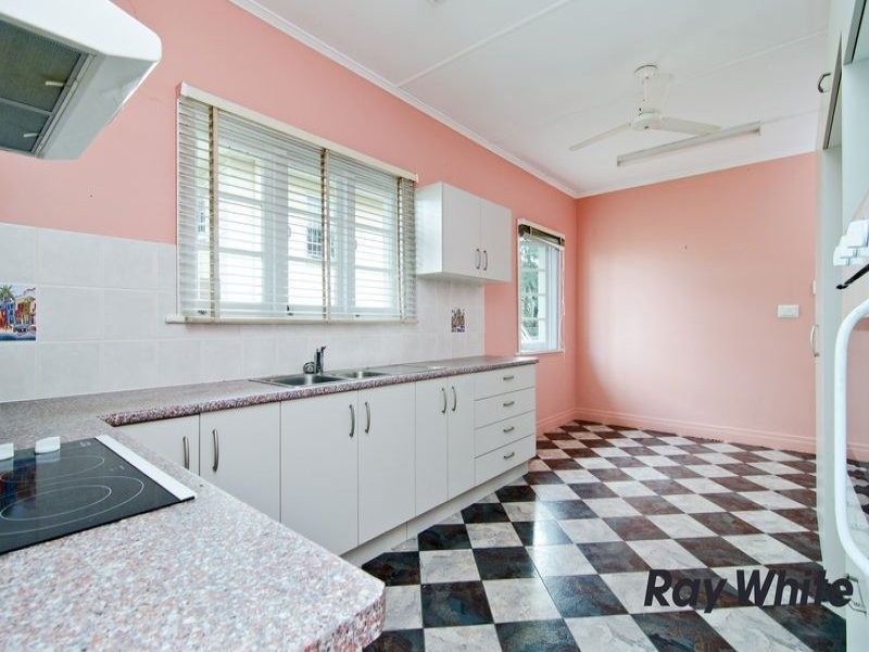 29 Bega Street, Grange QLD 4051