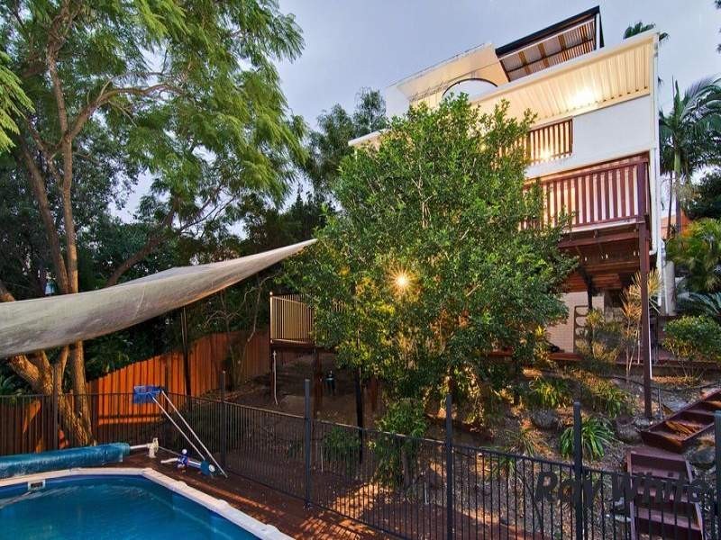 142 Rockbourne Terrace, Paddington QLD 4064