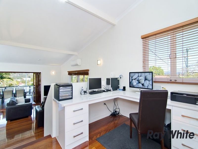 37 Dunedoo Street, Stafford QLD 4053