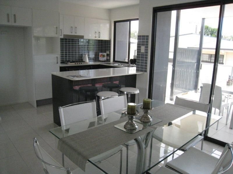 11 Garden Terrace, Newmarket QLD 4051