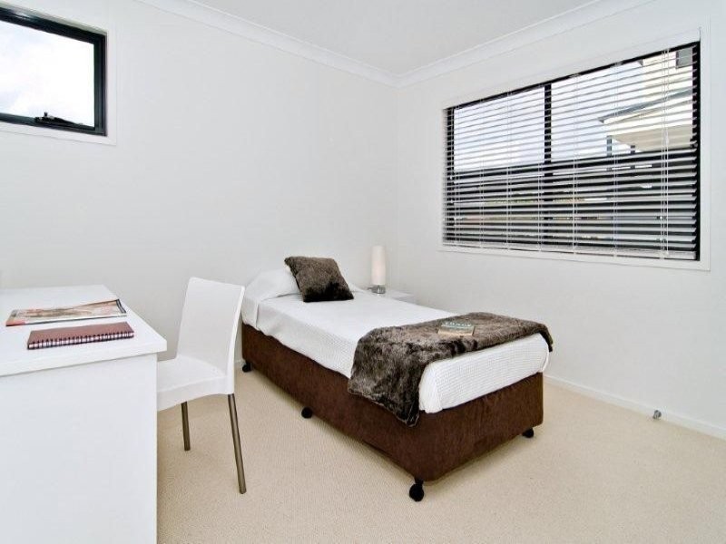 11 Garden Terrace, Newmarket QLD 4051