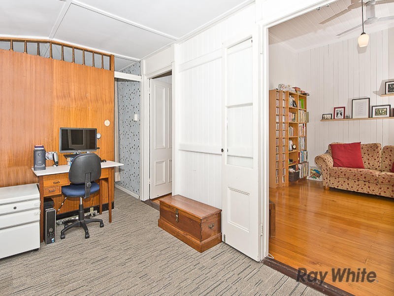 13 Cox Road, Windsor QLD 4030