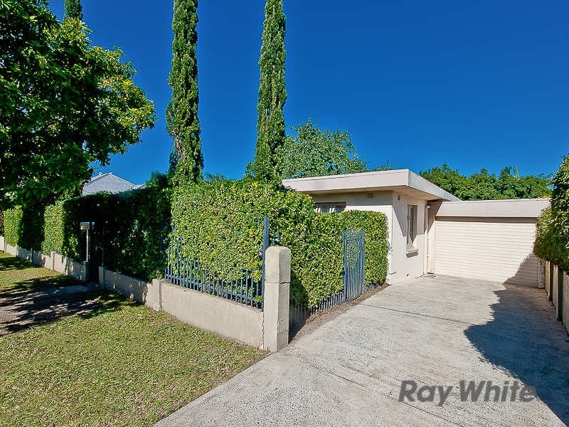 17 Storkey Street, Windsor QLD 4030