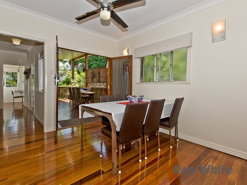 15 Reuben Street, Stafford QLD 4053