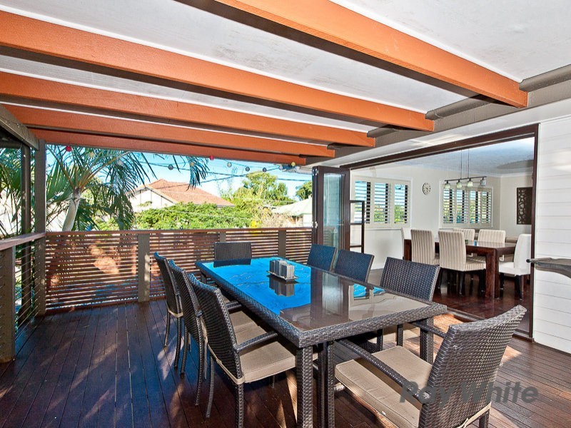 6 Cheviot Street, Grange QLD 4051