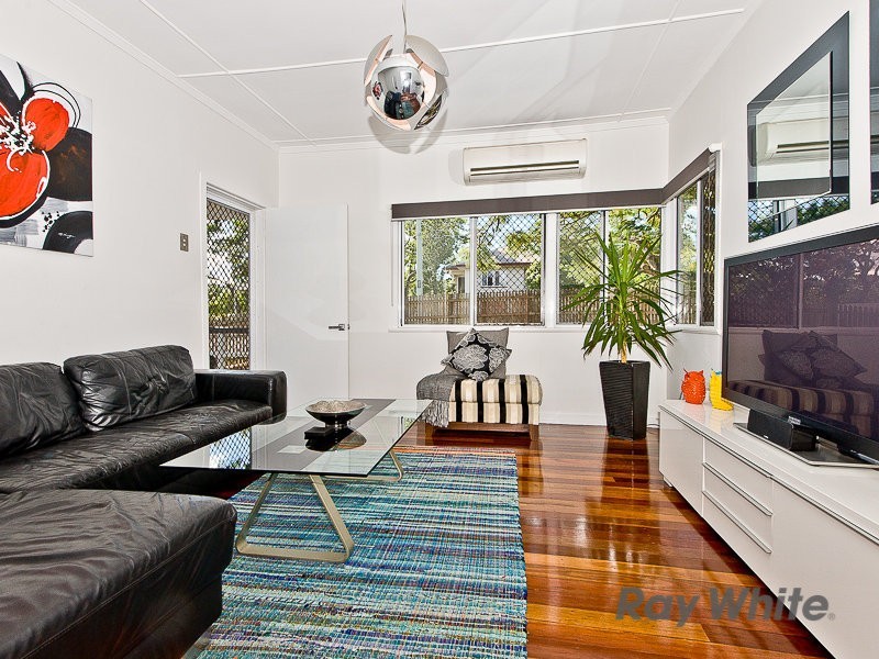 12 Namoi Street, Stafford QLD 4053