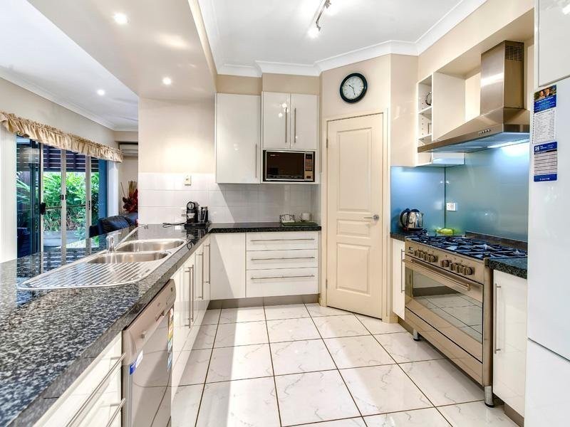 21 Palmetto Place, Bridgeman Downs QLD 4035