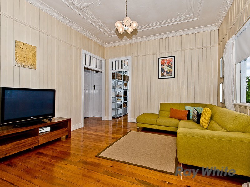 1 Chermside Street, Grange QLD 4051