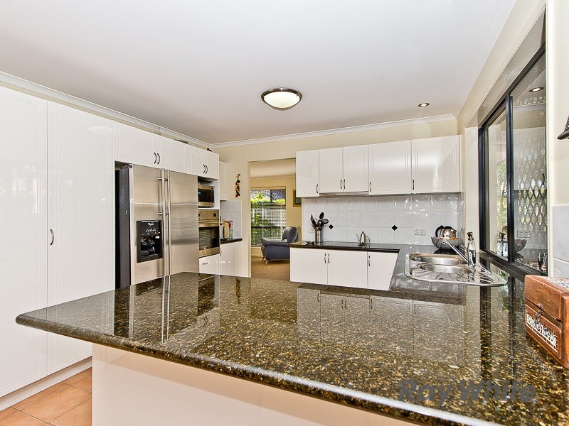 8 Noela Close, Carseldine QLD 4034