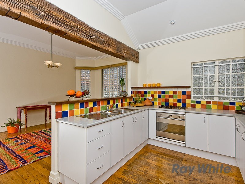 17 Gray Street, Newmarket QLD 4051