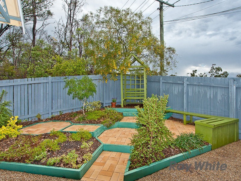 20 Henderson Road, Everton Hills QLD 4053