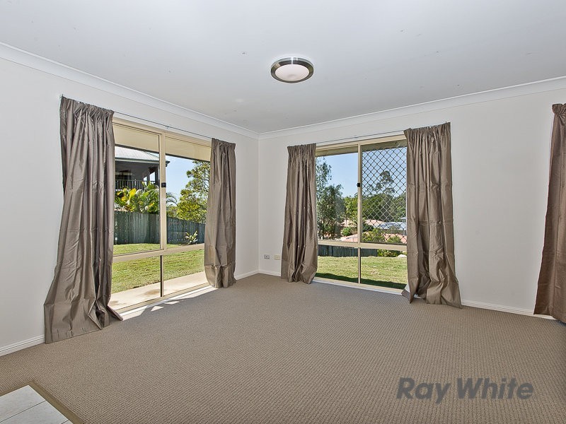 19 Simpson Court, Albany Creek QLD 4035