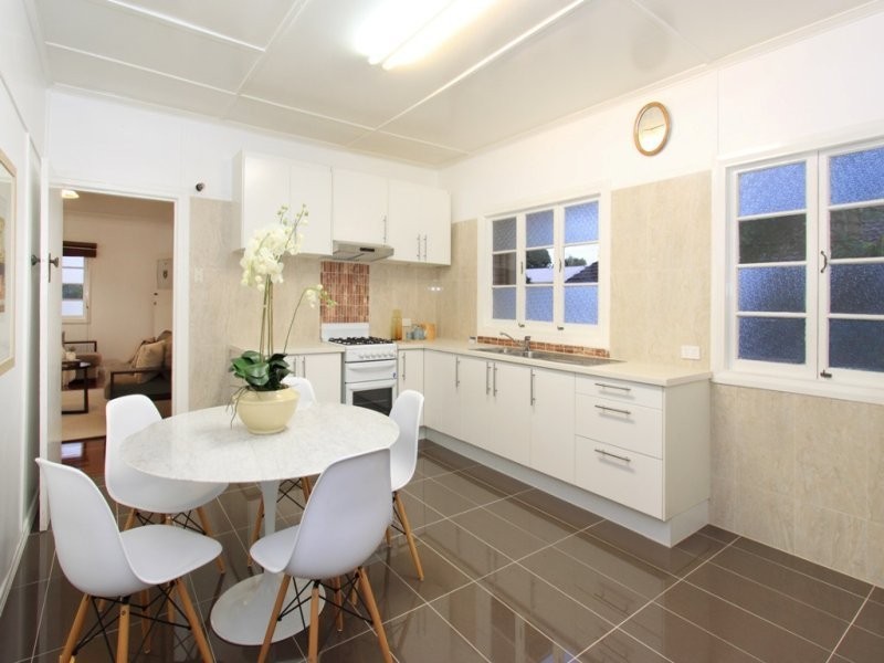 31 Marshall Street, Mitchelton QLD 4053