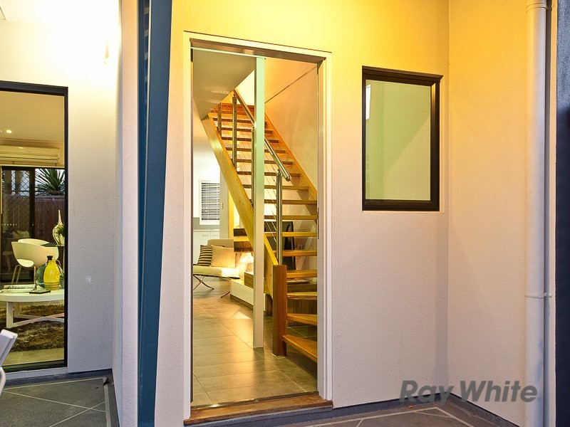 2/19 Frederick Street, Alderley QLD 4051