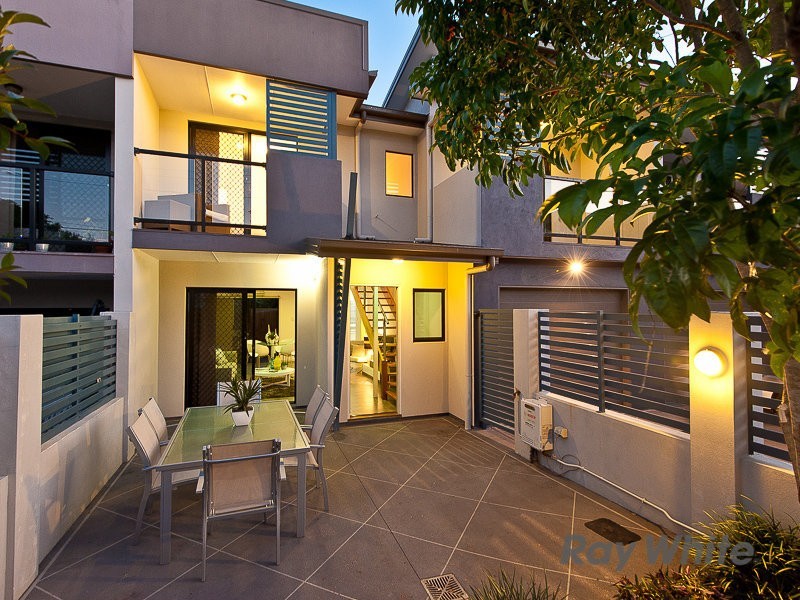 2/19 Frederick Street, Alderley QLD 4051