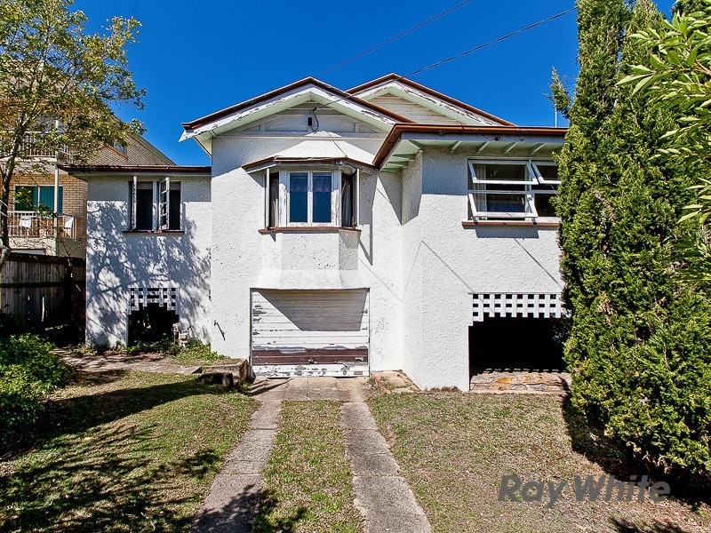 11 Crawford Avenue, Stafford QLD 4053