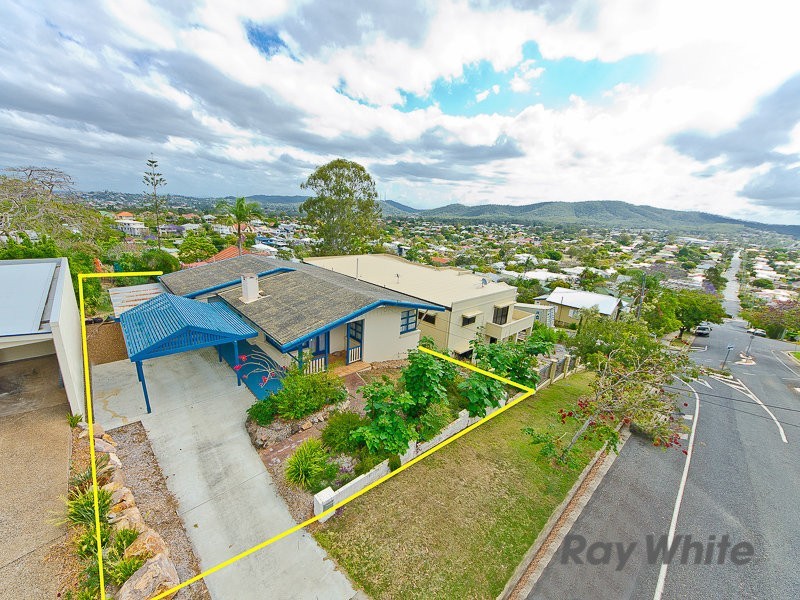 82 Lloyd Street, Alderley QLD 4051