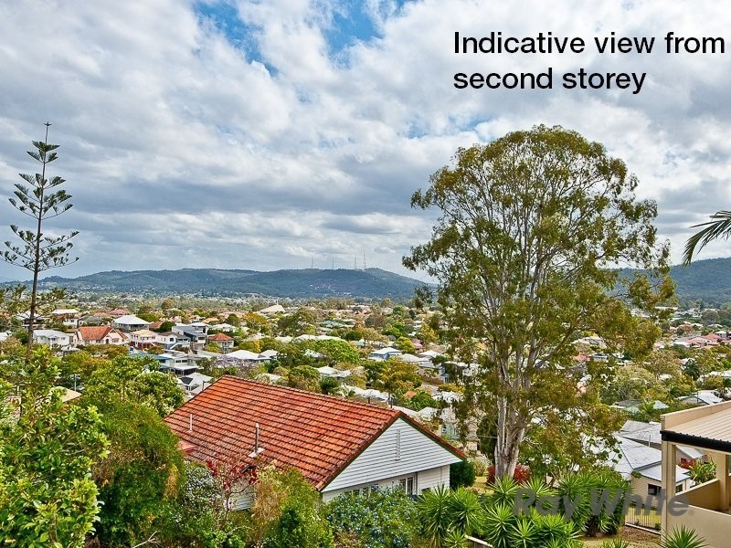 82 Lloyd Street, Alderley QLD 4051