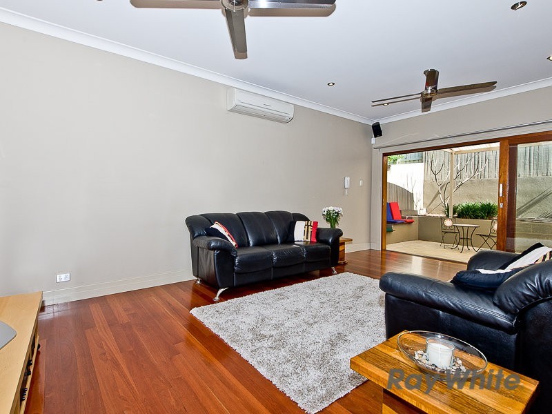 55 Plymouth Street, Alderley QLD 4051