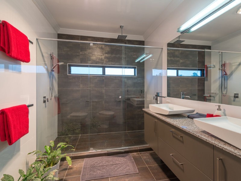 111 Gimba Street, Mitchelton QLD 4053