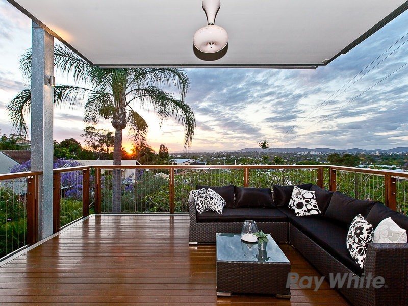 33 Dudley Street, Annerley QLD 4103