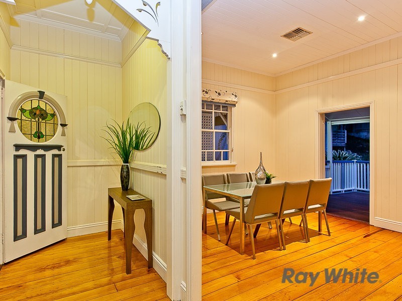 20 Arwin Terrace, Windsor QLD 4030