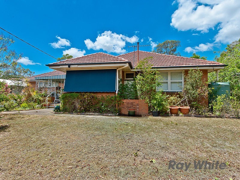 47 Pangeza Street, Stafford Heights QLD 4053