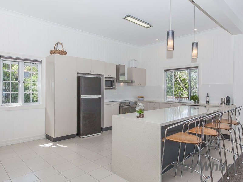 108 Boundary Road, Bardon QLD 4065