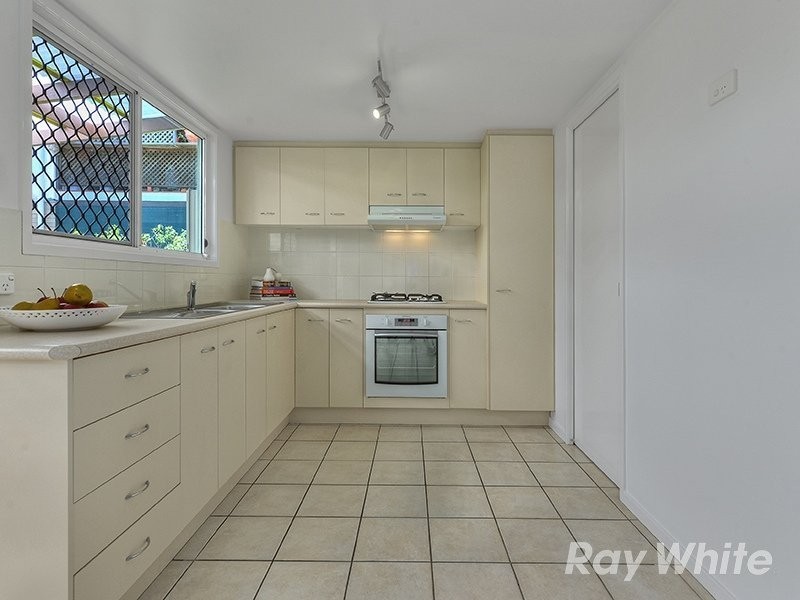 32 Huxley Avenue, Alderley QLD 4051