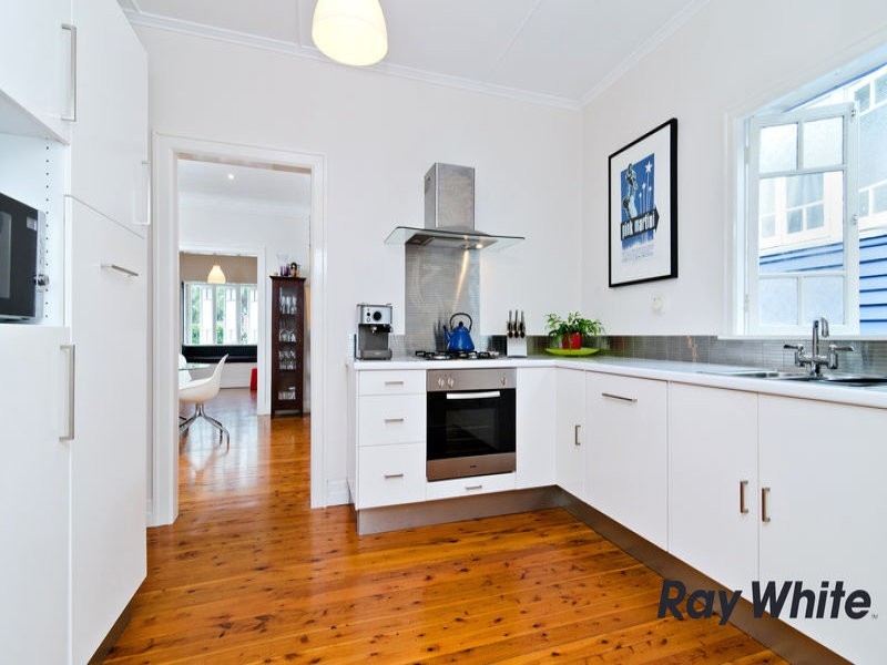 15 Fiat Avenue, Mitchelton QLD 4053