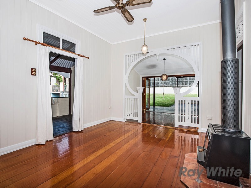 28 Erneton Street, Newmarket QLD 4051