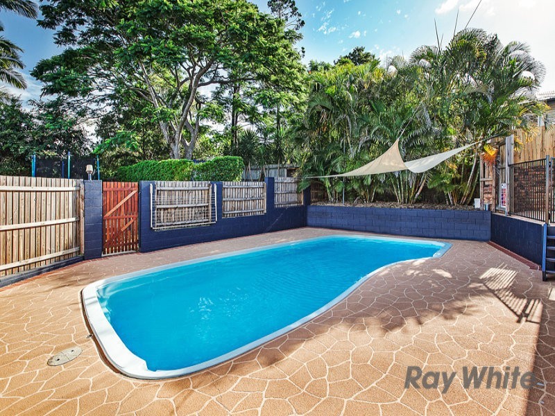 42 Bargo Street, Arana Hills QLD 4054