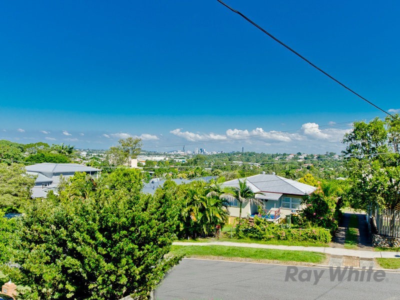 43 Allowrie Street, Stafford QLD 4053