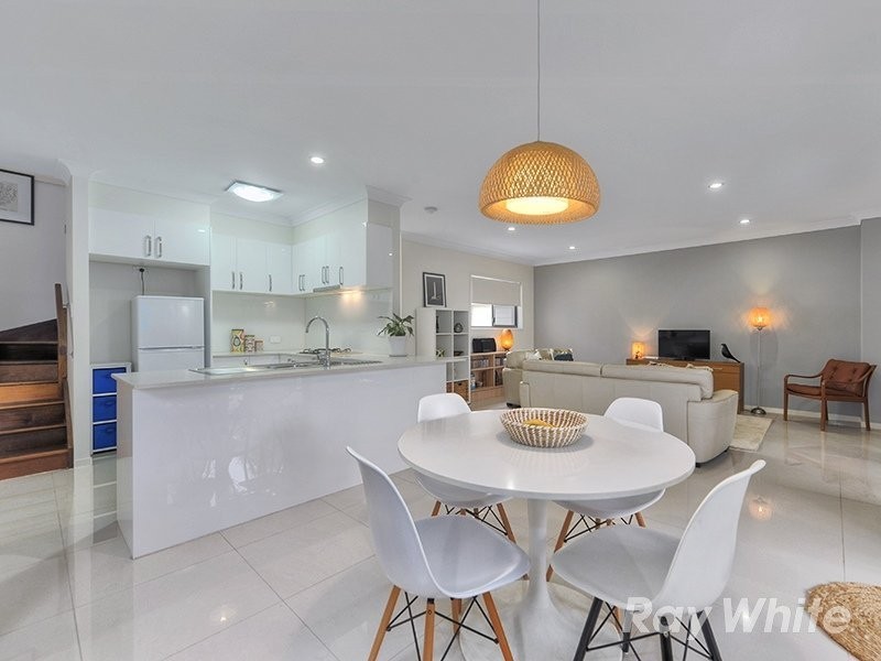 4/30 Henry Street, Chermside QLD 4032