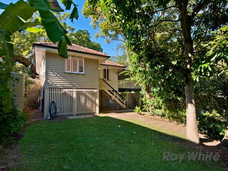23 Dalston Street, Newmarket QLD 4051