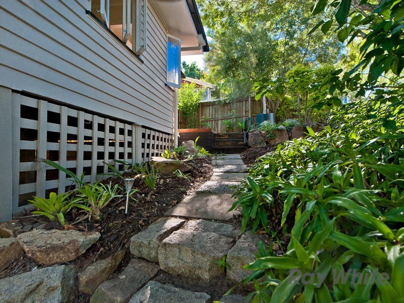 23 Dalston Street, Newmarket QLD 4051