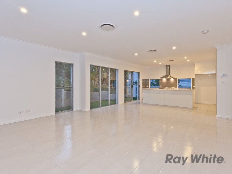 36 Robe Street, Grange QLD 4051