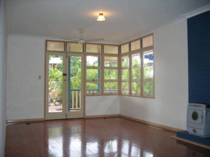 82 Lloyd Street, Alderley QLD 4051