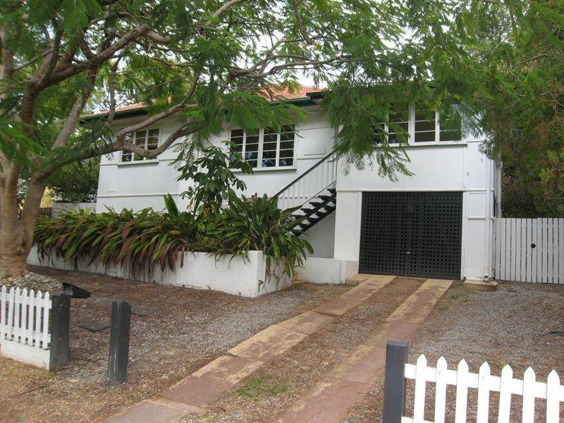 9 Burnley Street, Newmarket QLD 4051